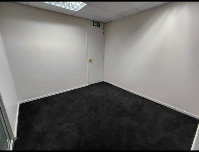 344M² OFFICE TO LET IN HALFWAY HOUSE